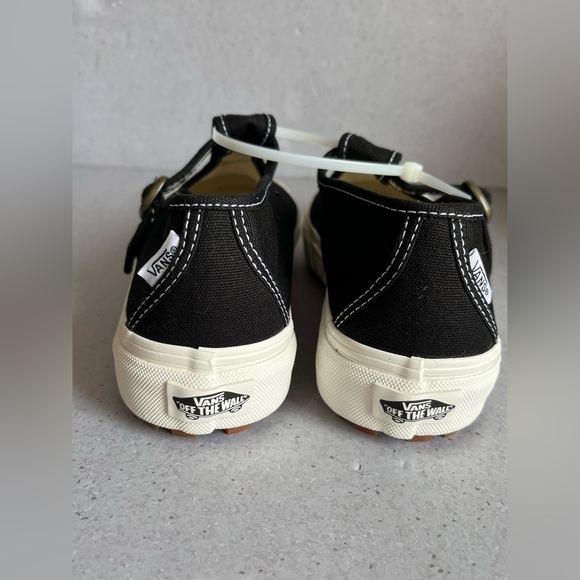 NEW VANS Style 93 Mary Jane Shoes 9.5 Black Canvas Lug Outsole Streetwear Casual - Picture 3 of 8